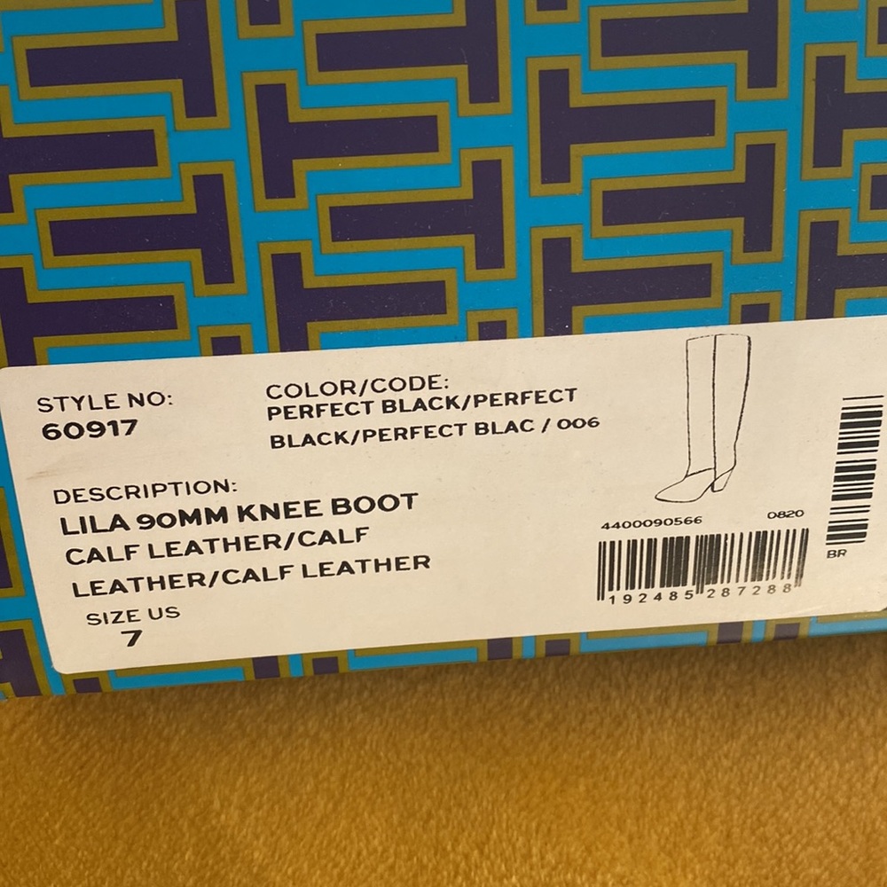 NIB Tory Burch boots - Picture 3 of 4